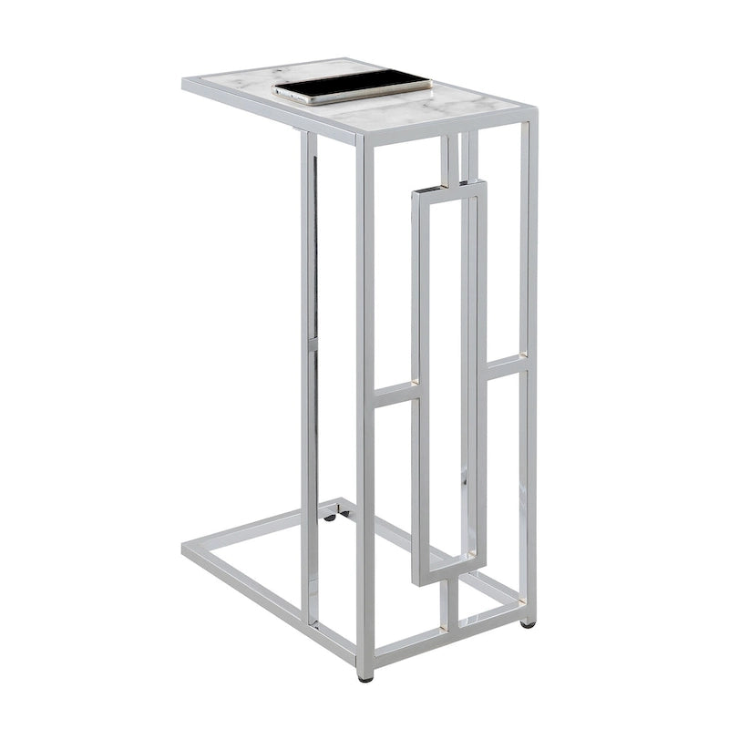 Table d'appoint en forme de C en faux marbre blanc et chrome