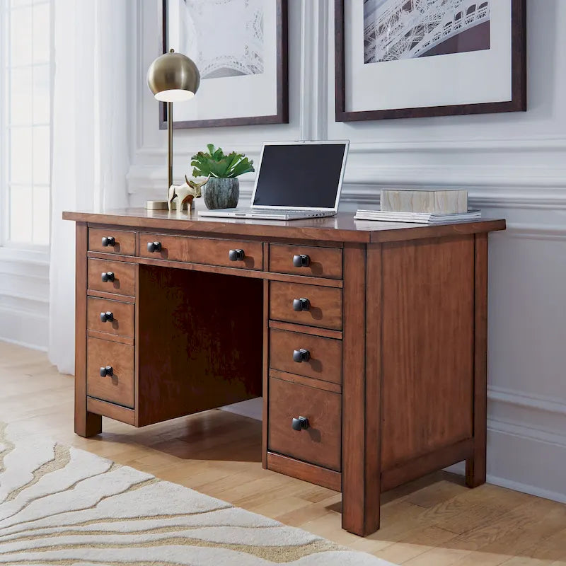 Bureau exécutif sur piètement en érable vieilli marron, 137 cm de large, pour une personne